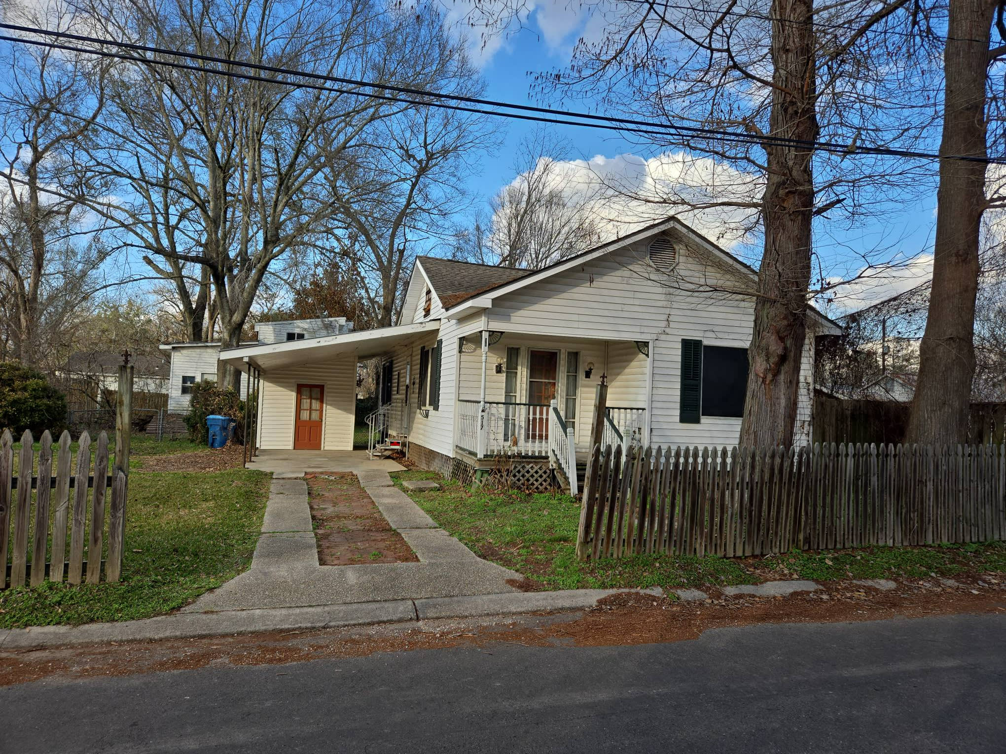 517 Chopin Street – photo 1