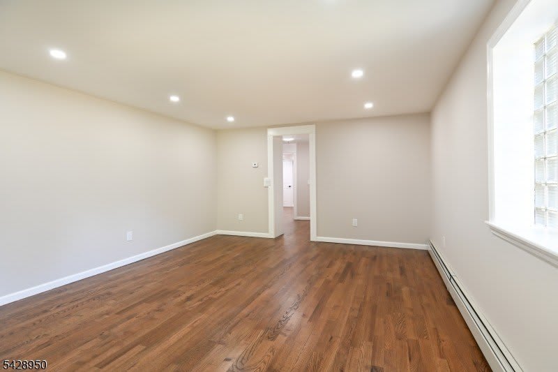 285 Orchard Ter – photo 3