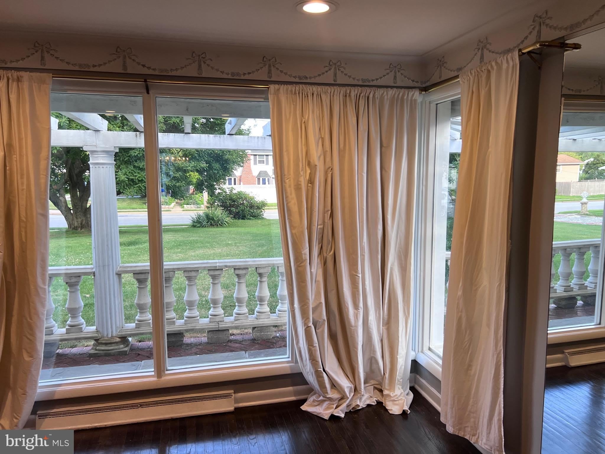 1868 PINE Road – photo 5