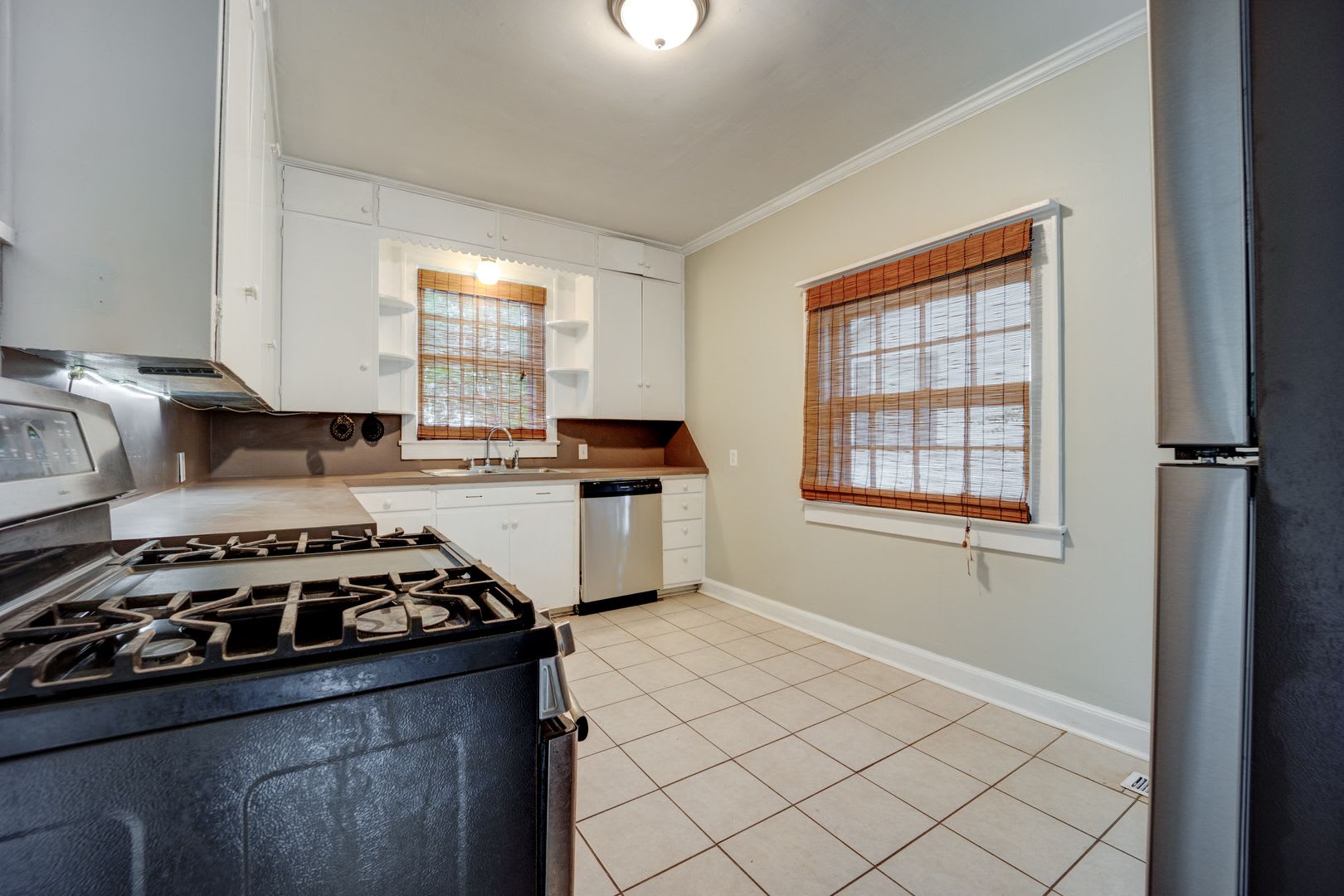 Freshly Updated 3 Bedroom Home – photo 3