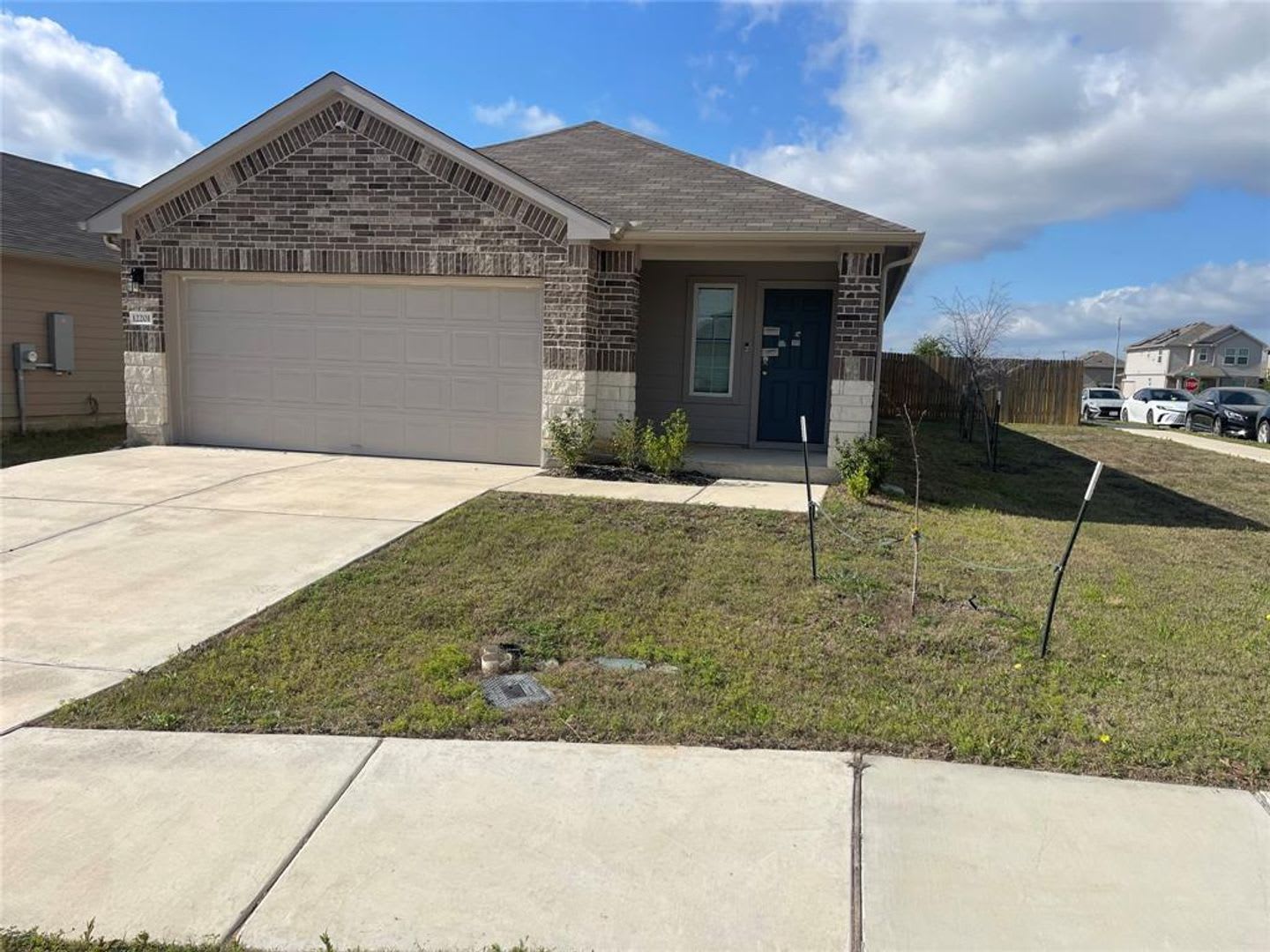 Ranch-style house available in Elgin – photo 2