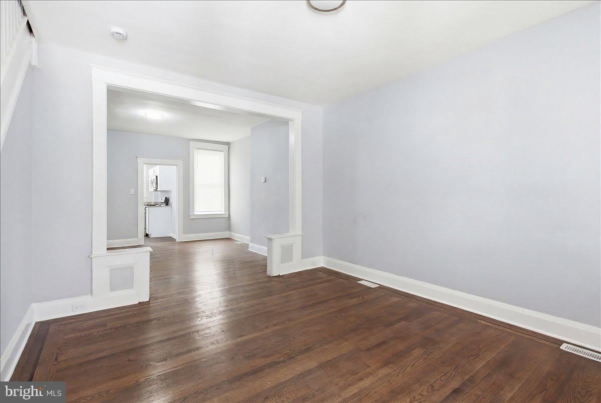 1231 N POTOMAC Street – photo 3