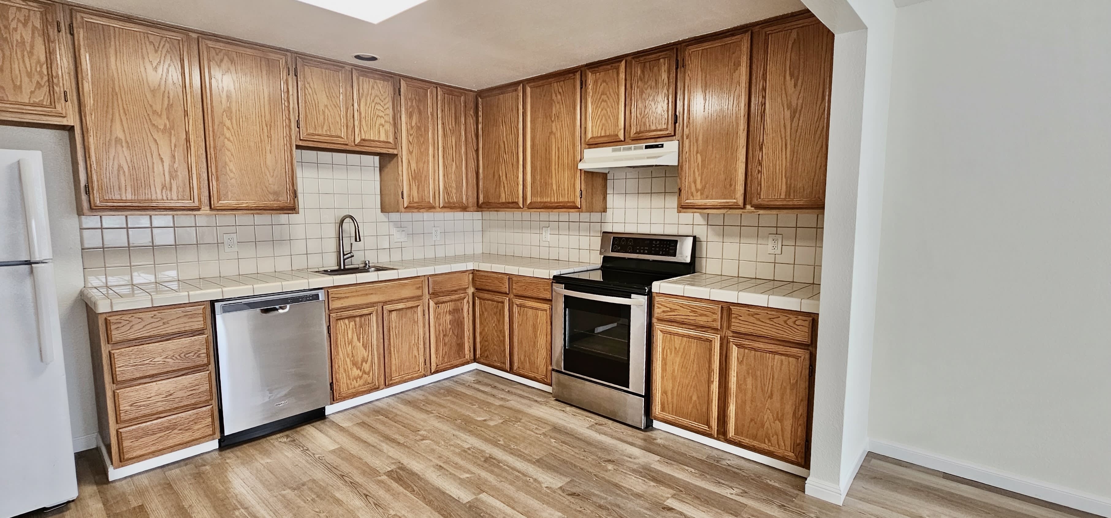 2310 Taraval Street – photo 5