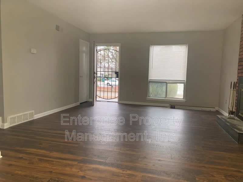 4722 Queens Lace Ct – photo 2