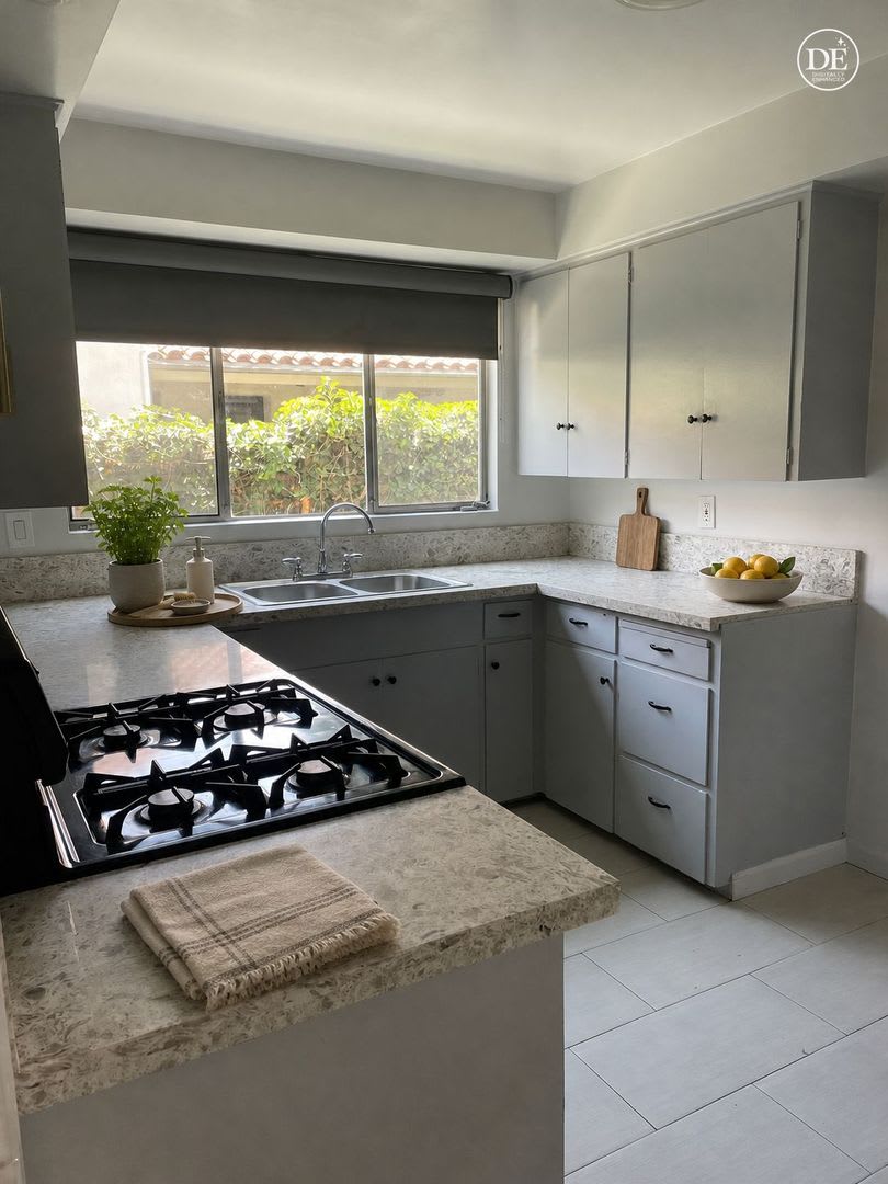 6 Weeks Free! 2 Bed 1 Bath in Pasadena! – photo 4