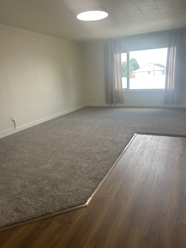 400 South 2Nd Street 7 – photo 2