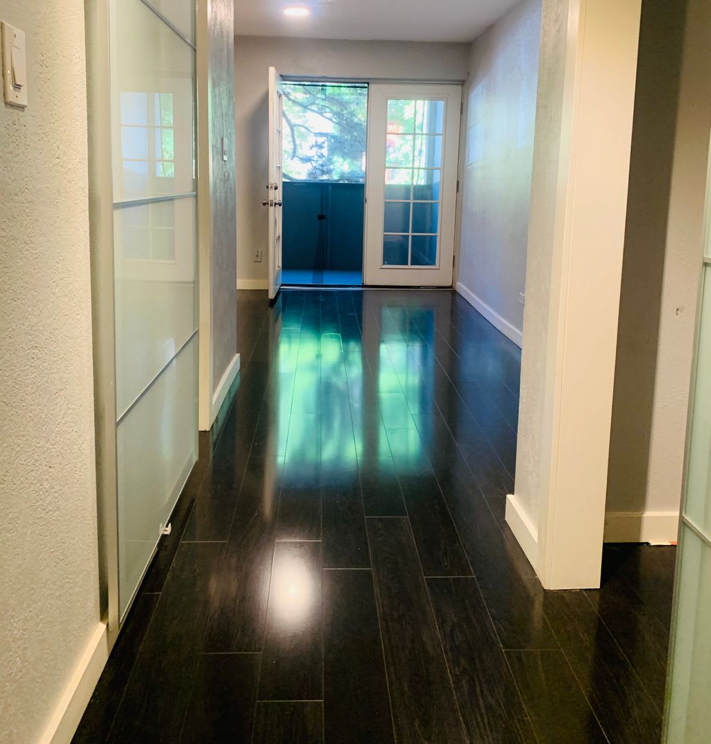 1 Bedroom 1 Bathroom in Congress Park **Move-In Special** – photo 5
