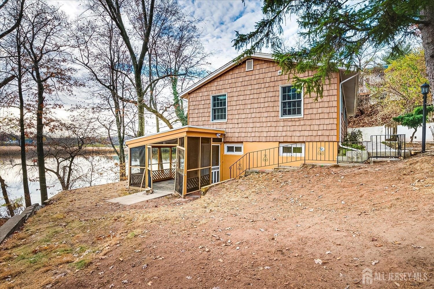 23 Cardownie Street – photo 5