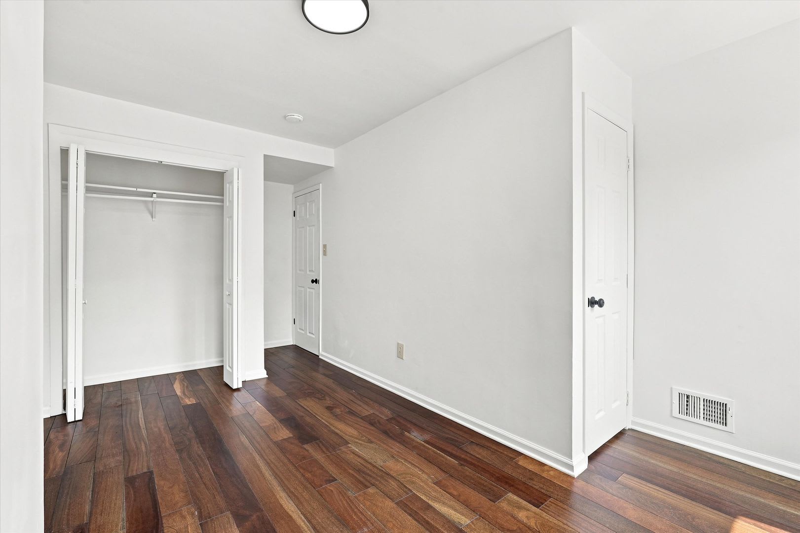 2Br 3Ba Home East Kensington – photo 3