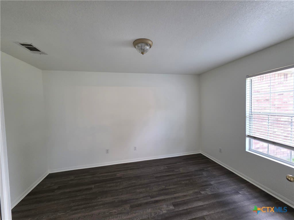 2402 Mikulec Drive – photo 5