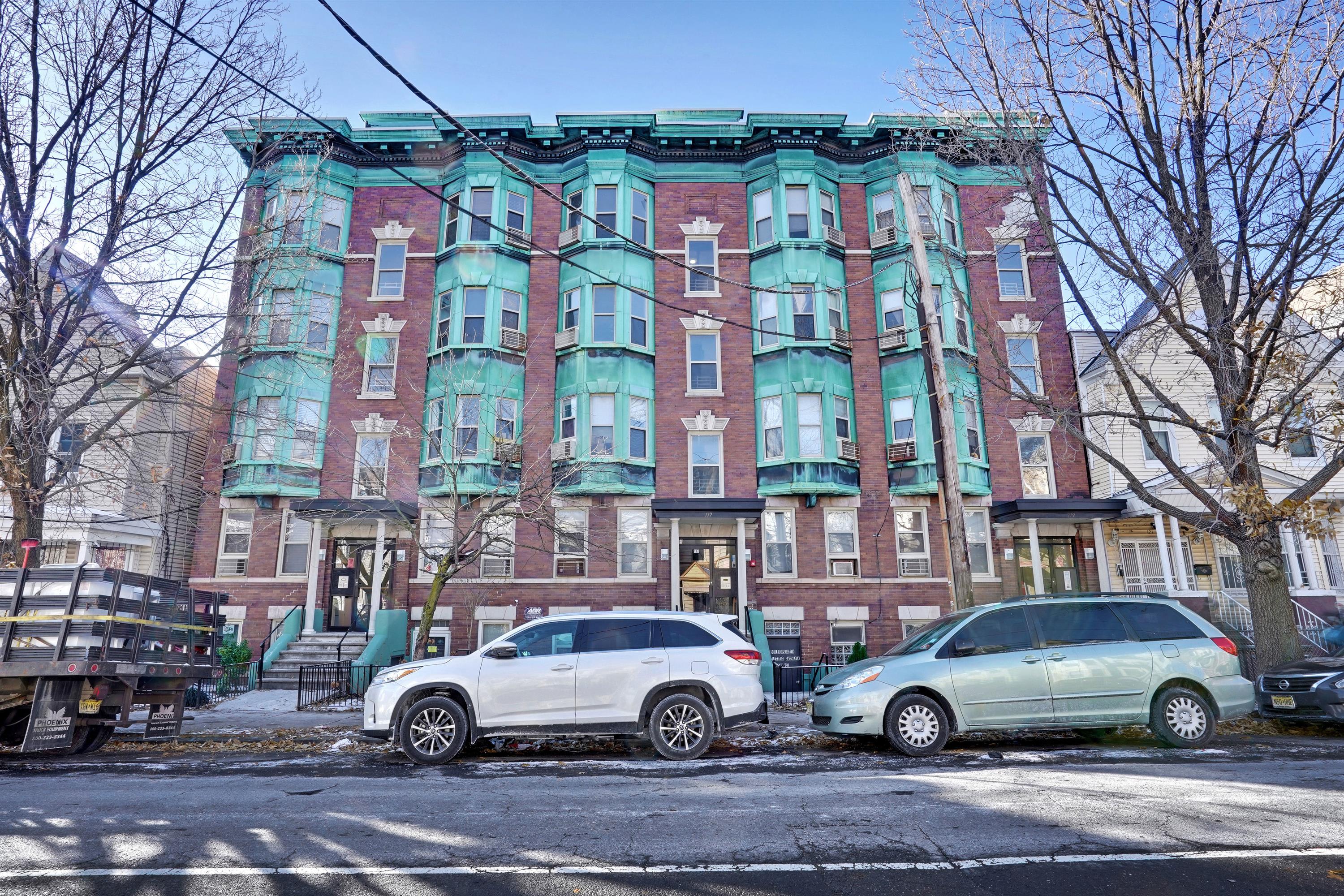117 Magnolia AveApartment 1RF – photo 1