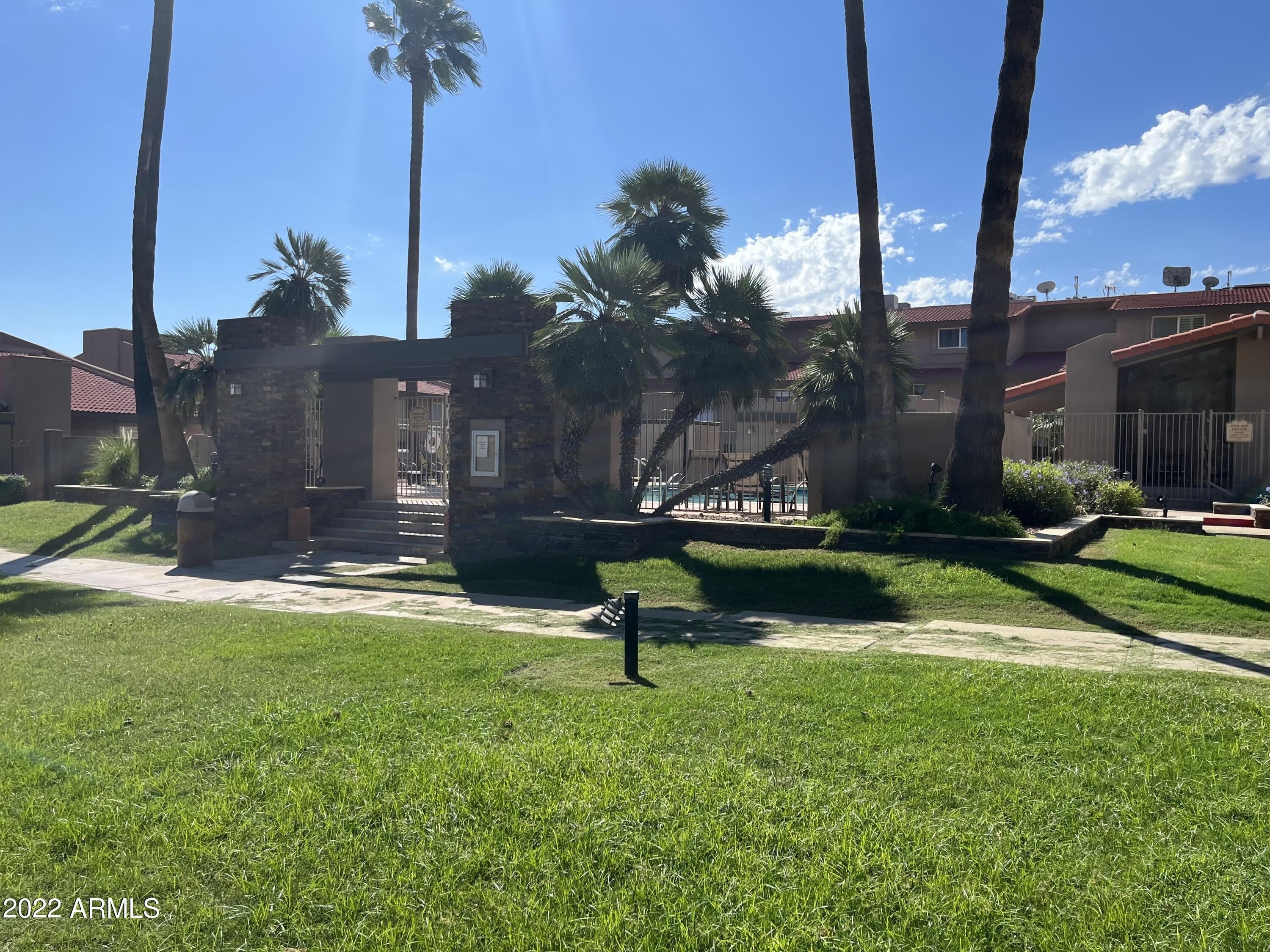 5651 N 79TH Street – photo 3