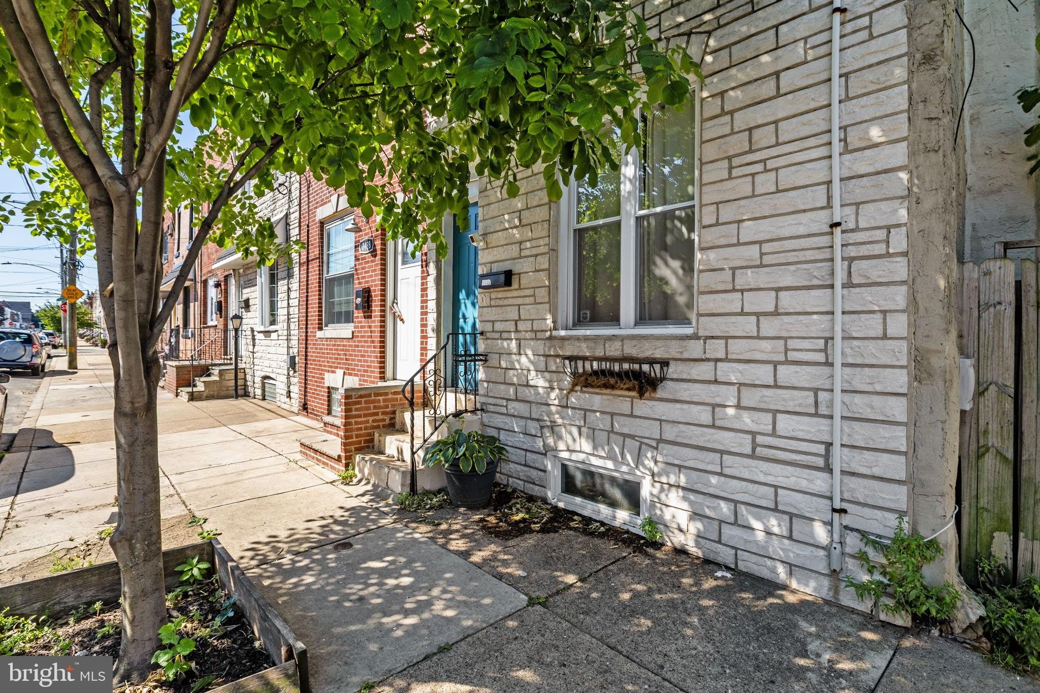 2426 E Indiana Avenue – photo 3
