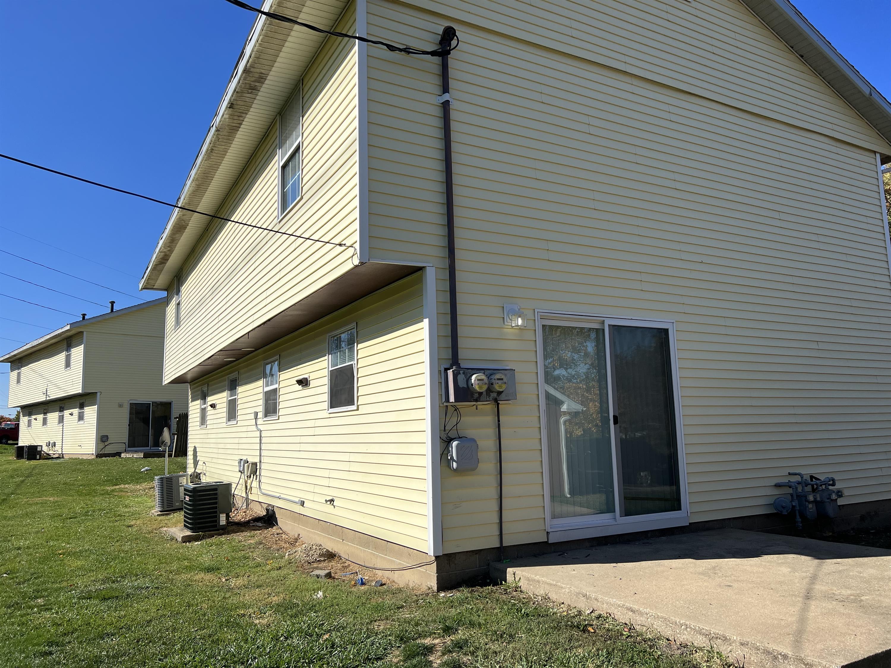 1905 East Florida Avenue – photo 5