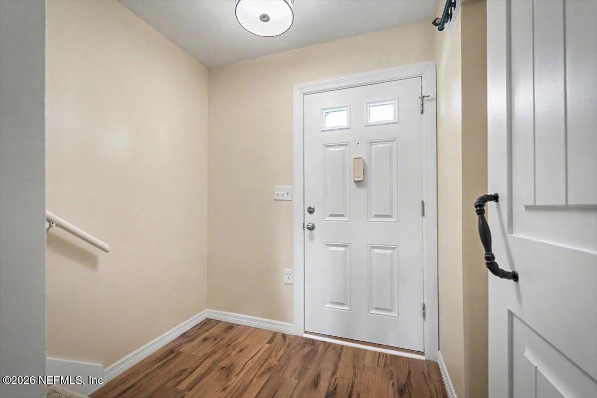 22 COMARES Avenue – photo 3