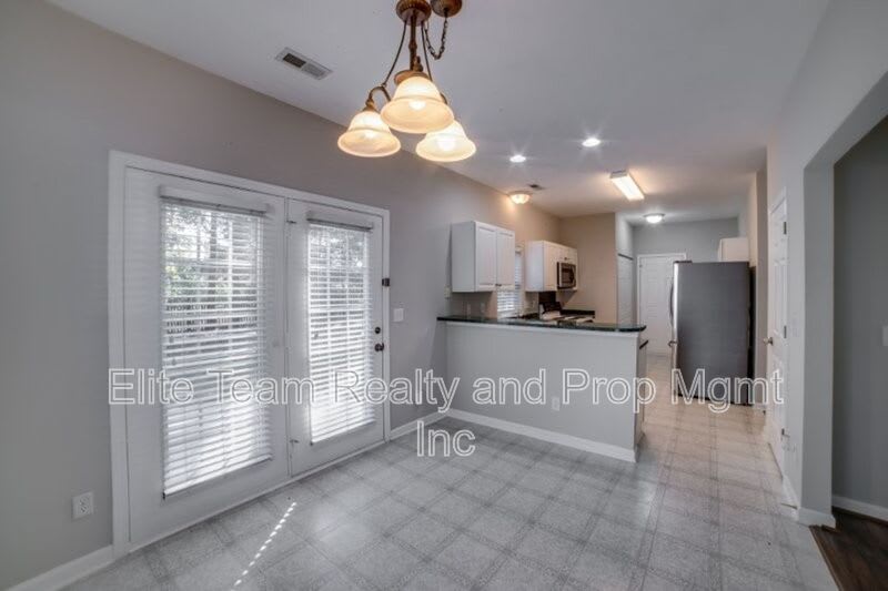 6434 Gatesville Ln – photo 5