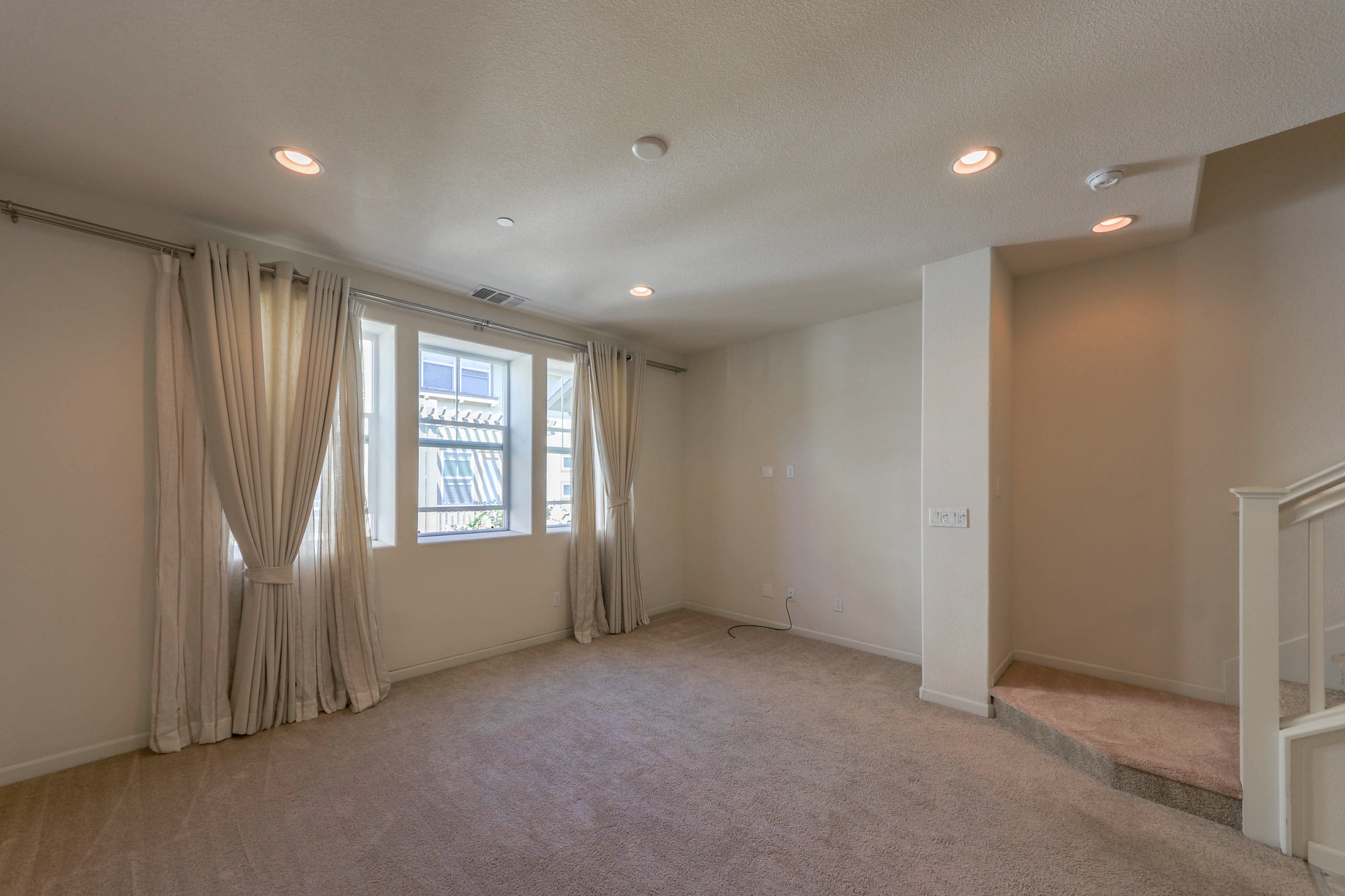 2086 Vincenzo Walkway – photo 5