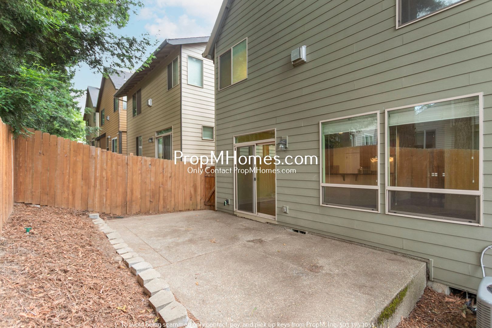Beautiful Three Bedroom Home in Bethany – photo 2