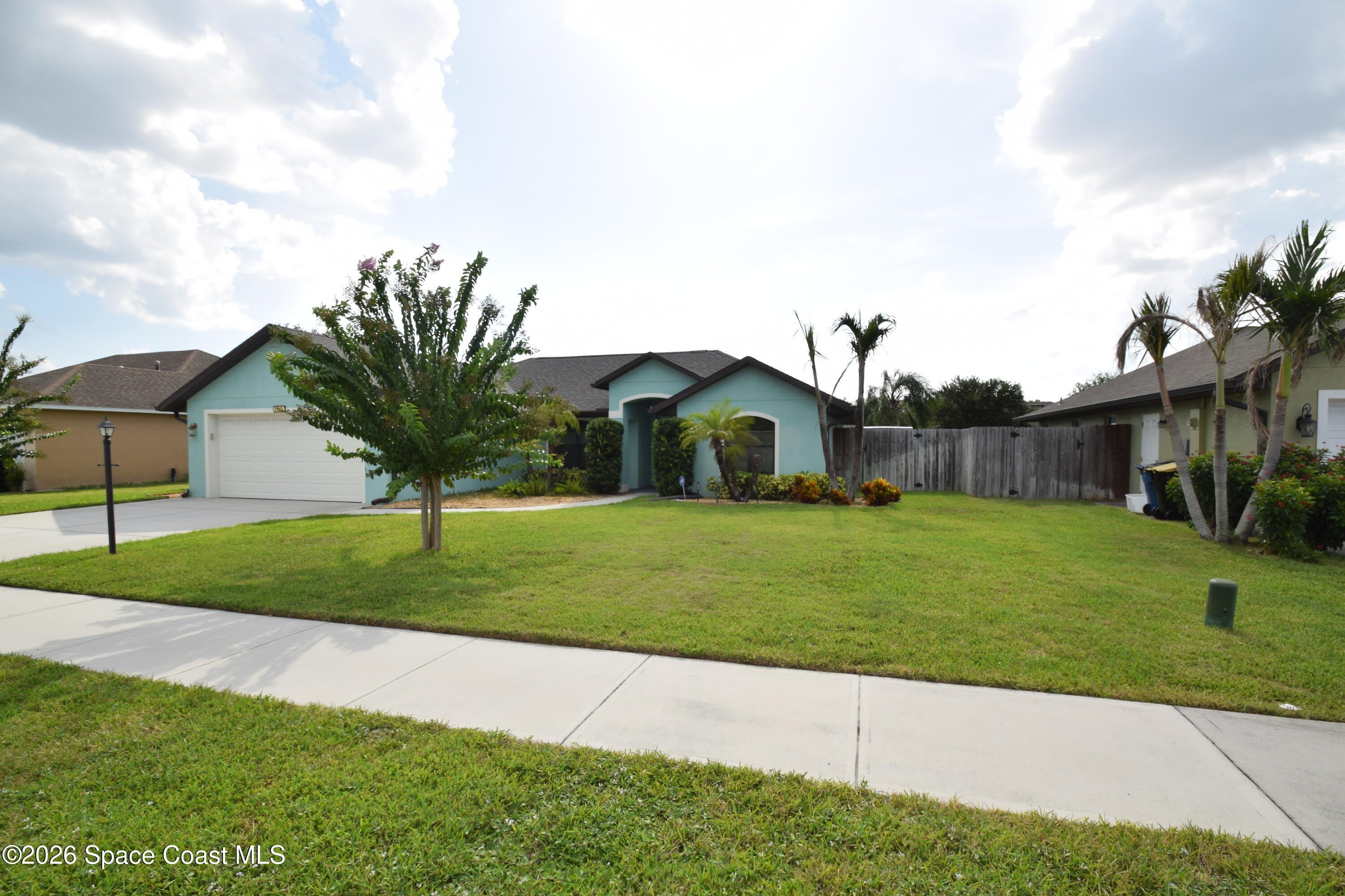 1961 Gloria Circle NE – photo 2