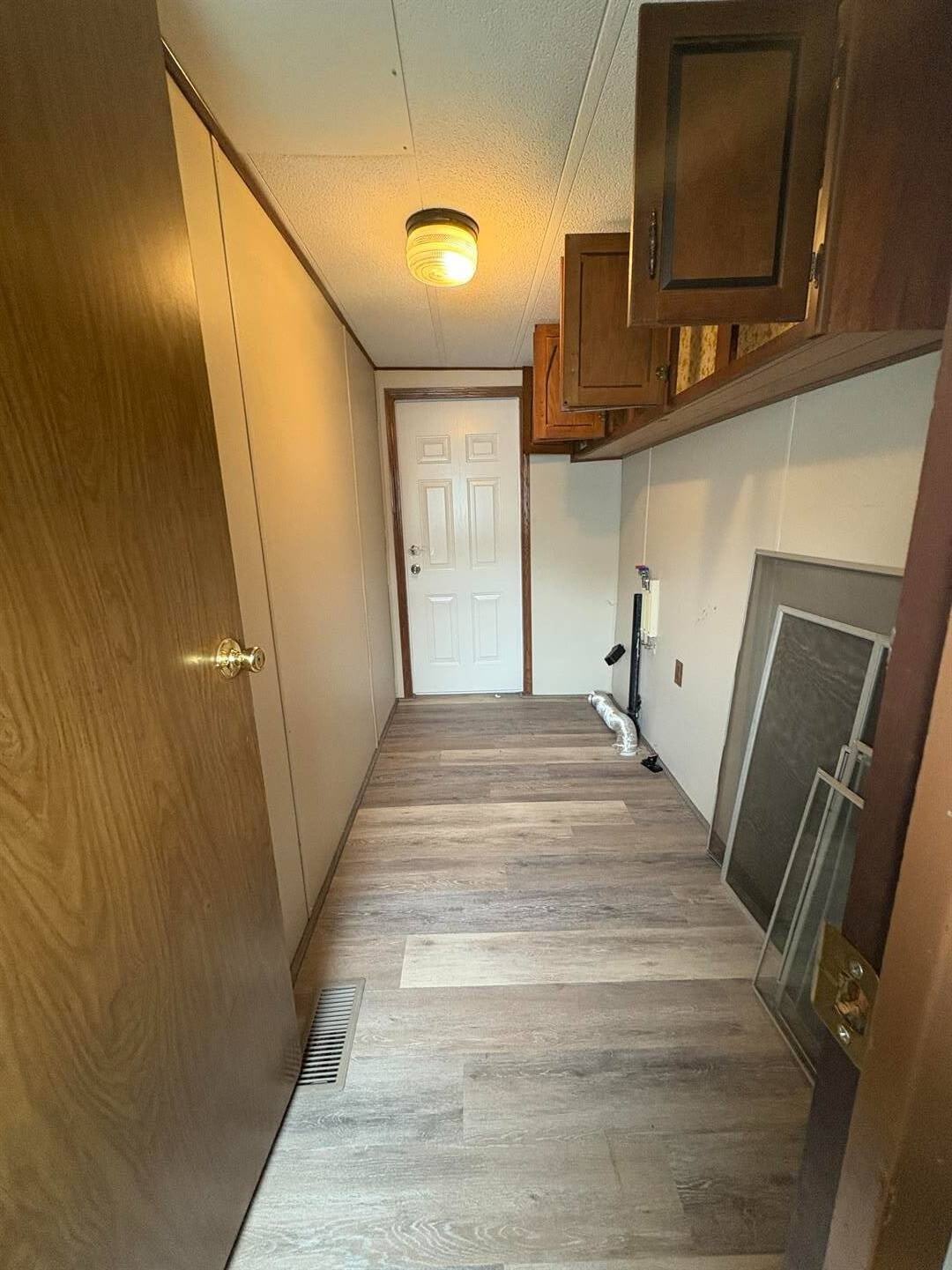 461 W Lytle Street – photo 4