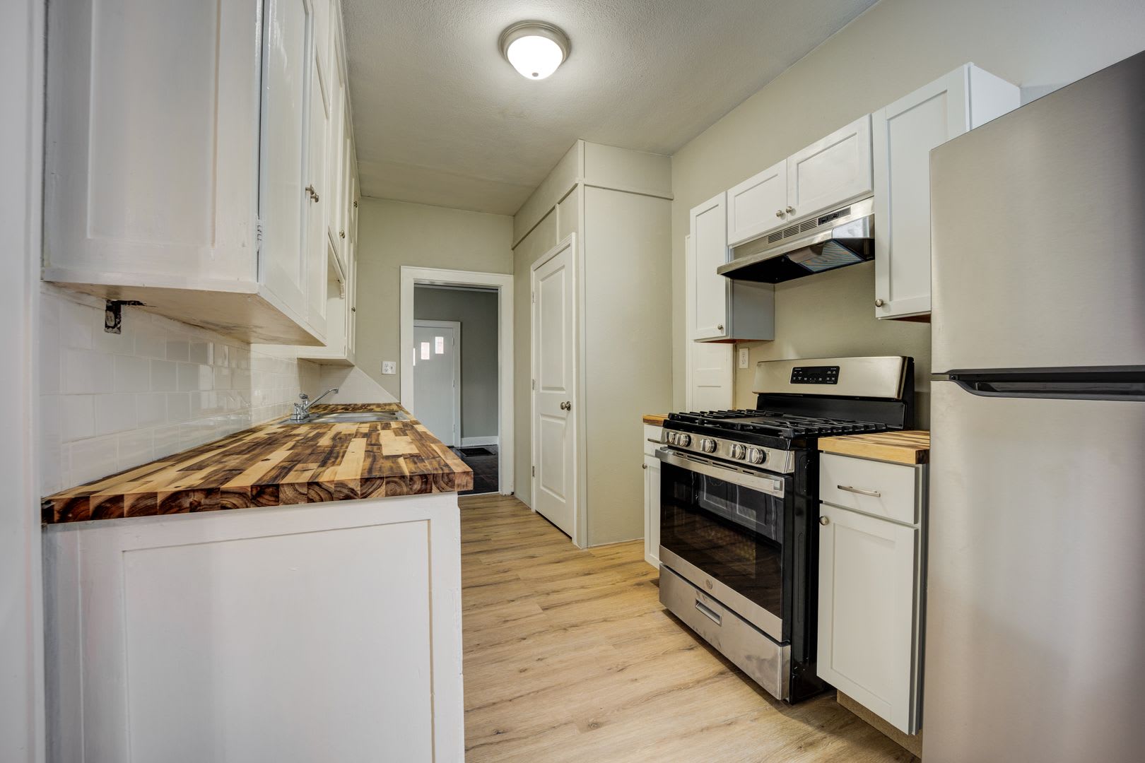 SF-065-16 & 18 North 15th Street Duplex – photo 3