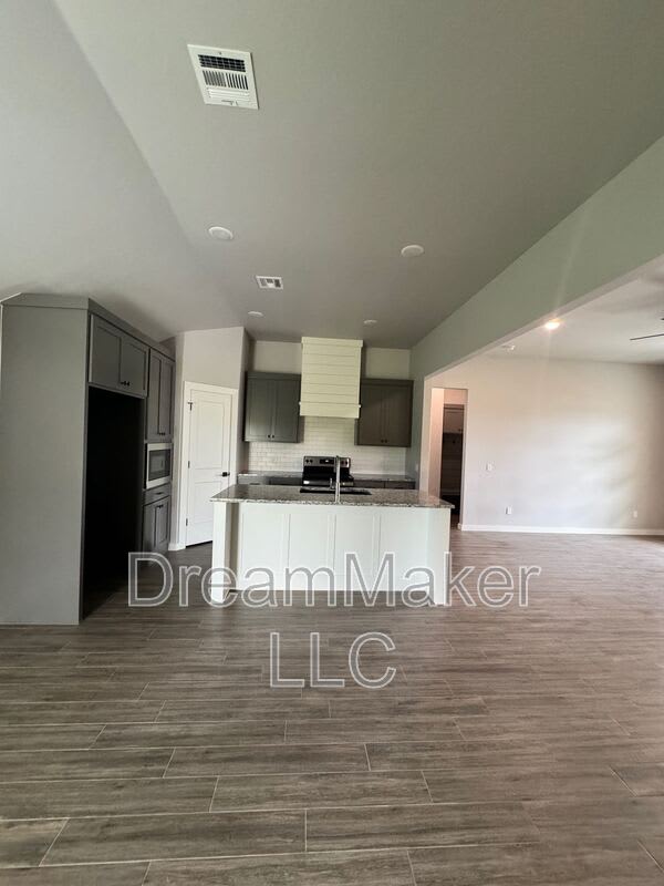 736 Apple Blossom Way – photo 3