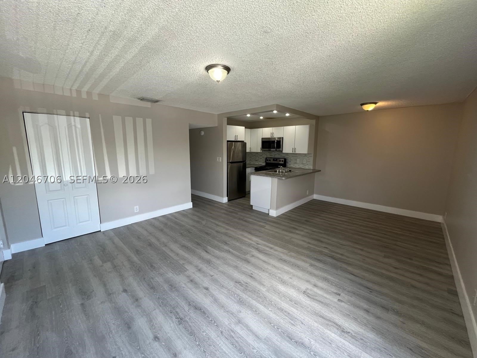 11777 NW 30th St – photo 3