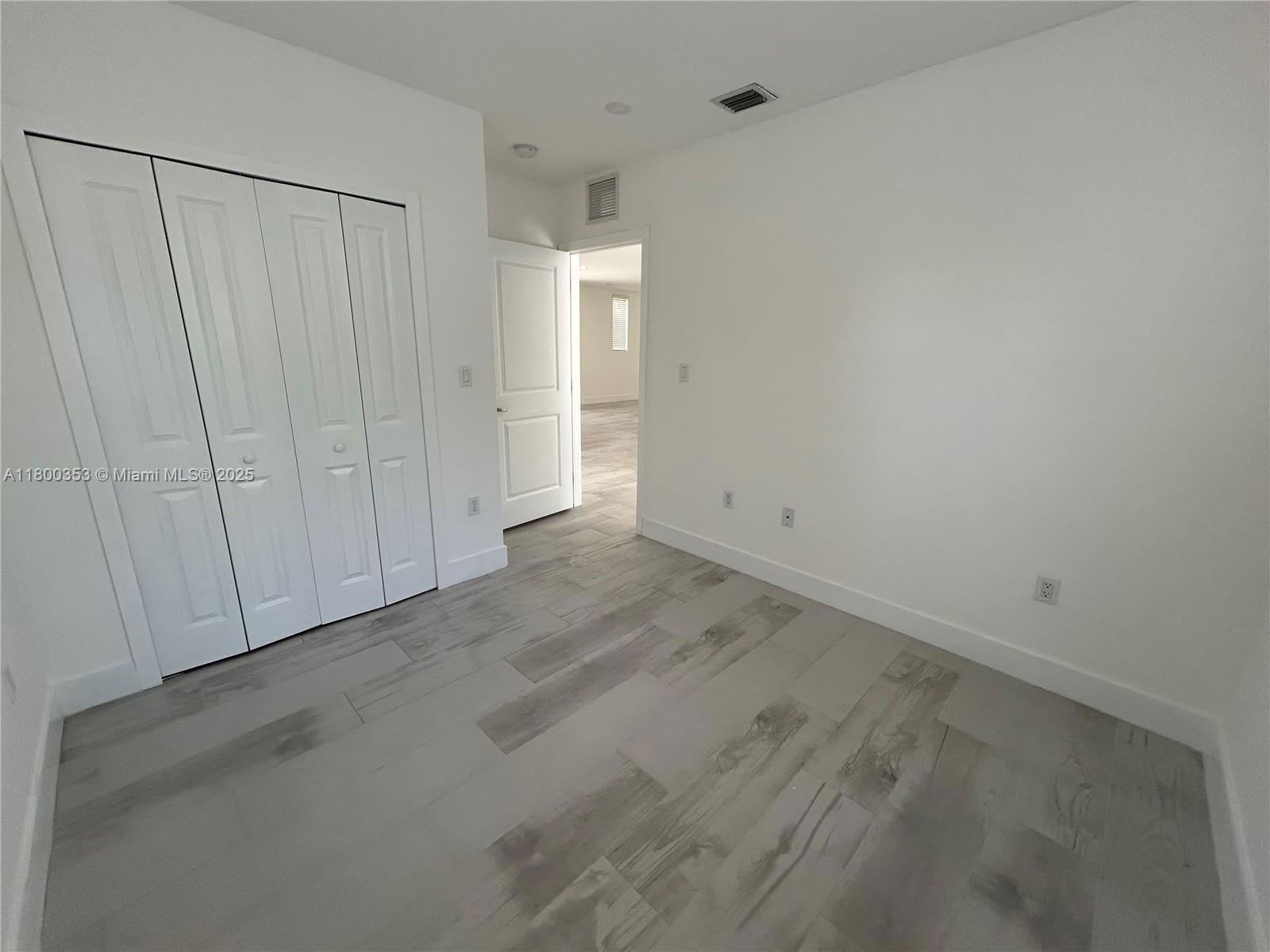 3823 Thomas Avenue – photo 5