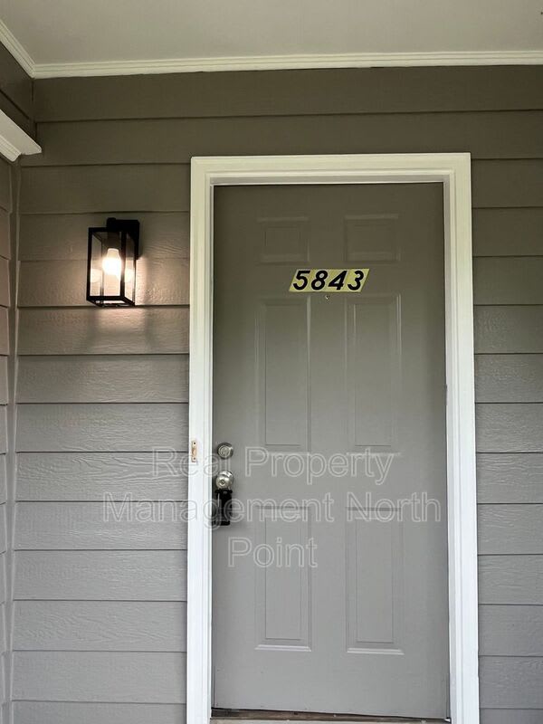 5843 Summerglen Ln – photo 2