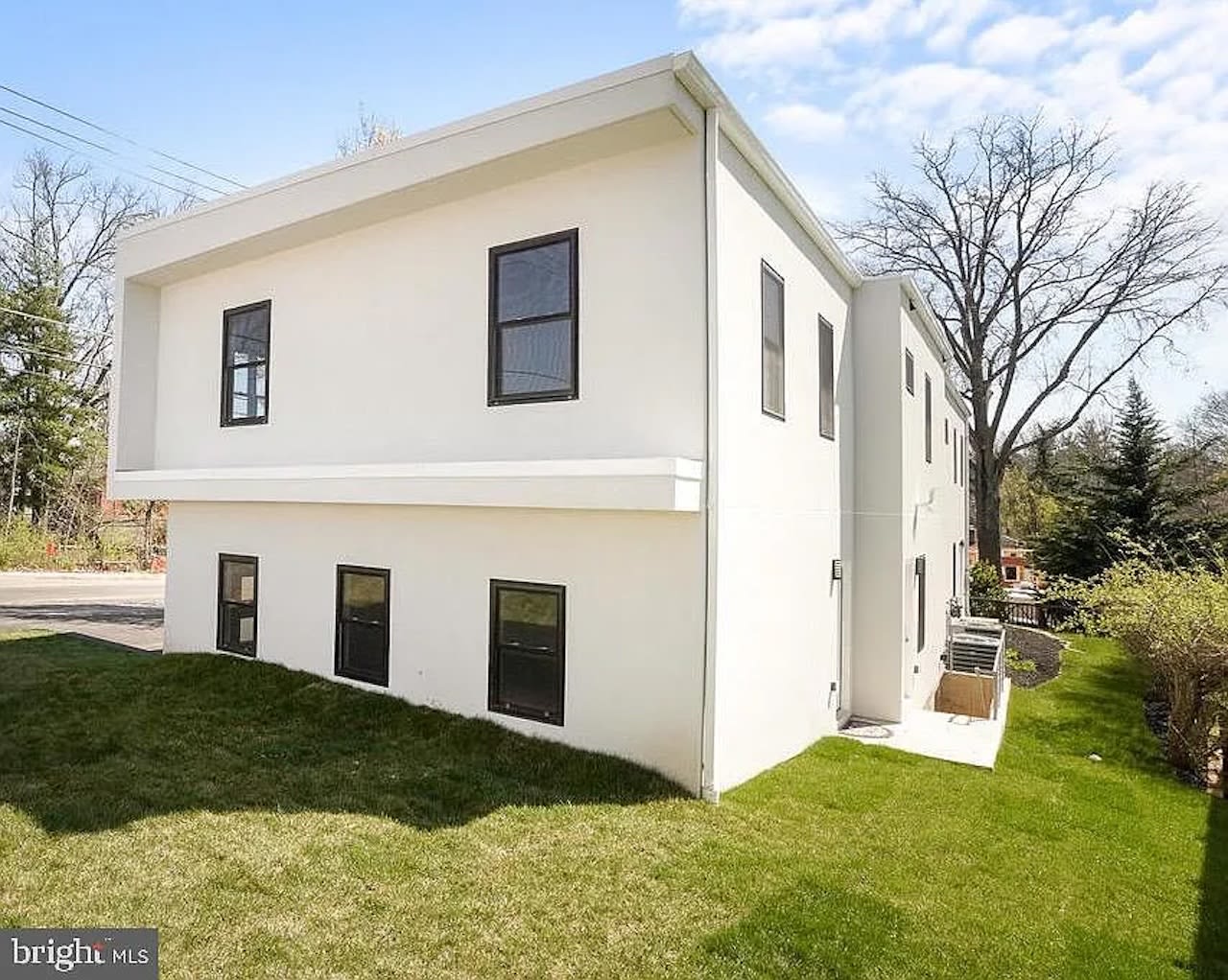 8618 Jones Mill Rd – photo 3