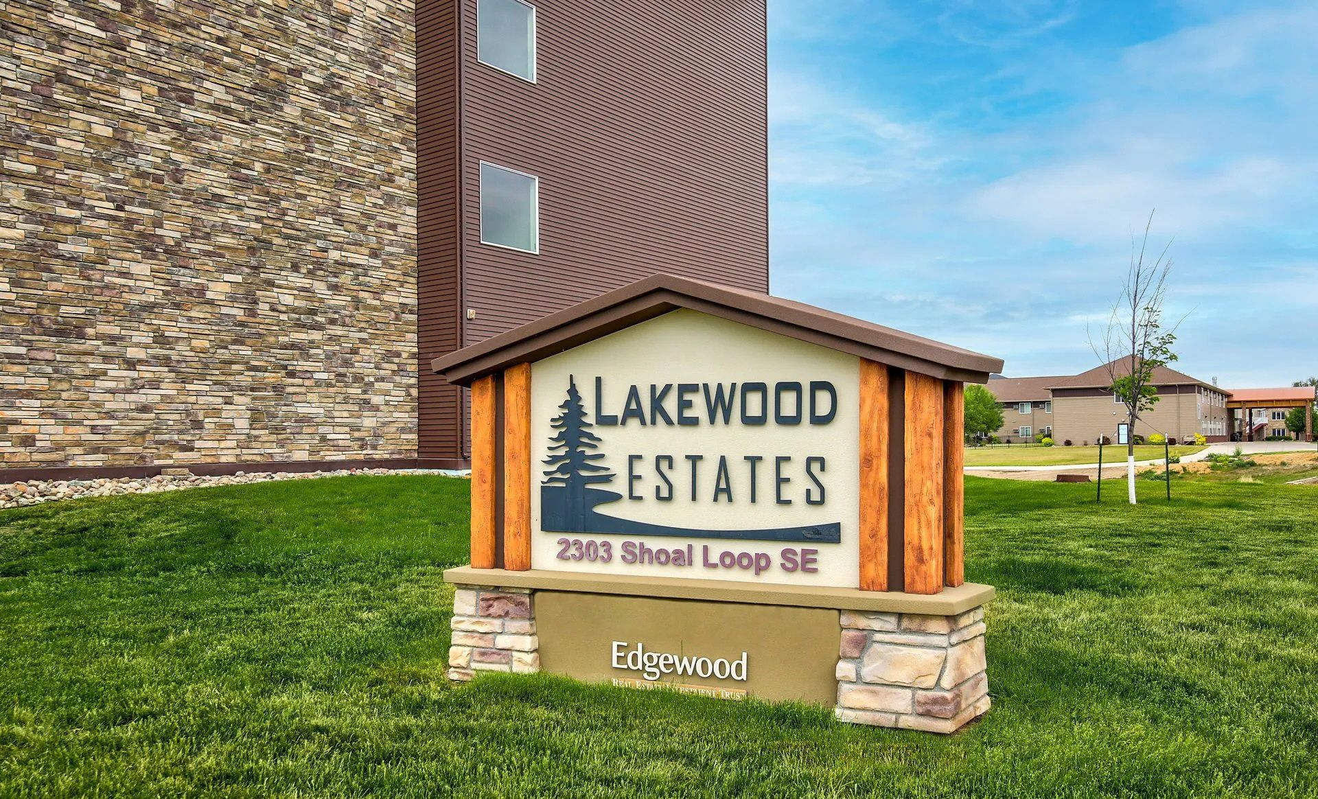 Lakewood Estates Apartments – photo 1