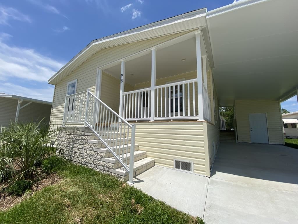 810 Concord St – photo 1