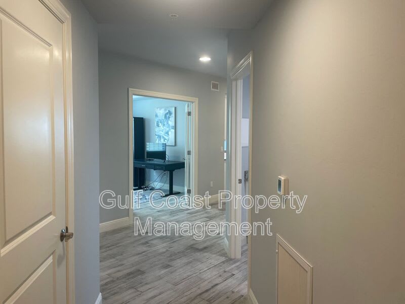 260 Hidden Bay Dr – photo 4