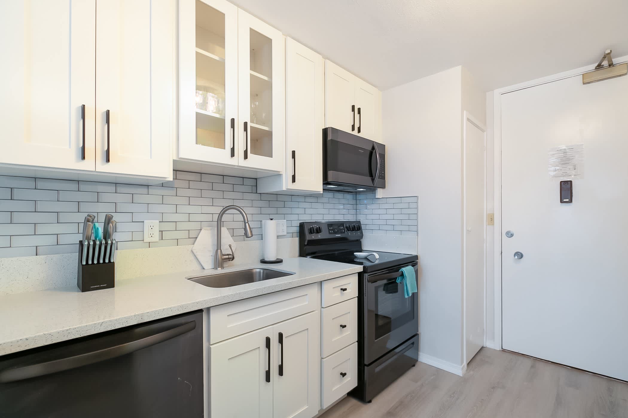 1765 Ala Moana Blvd – photo 1