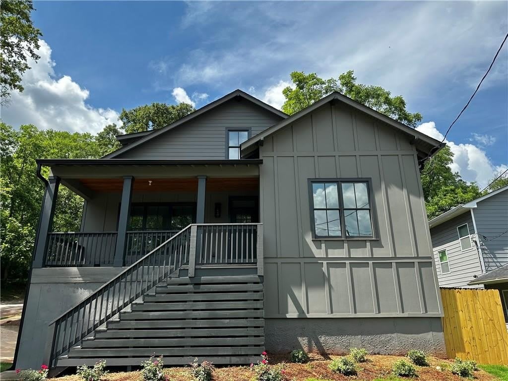 192 Claire Drive SE – photo 2