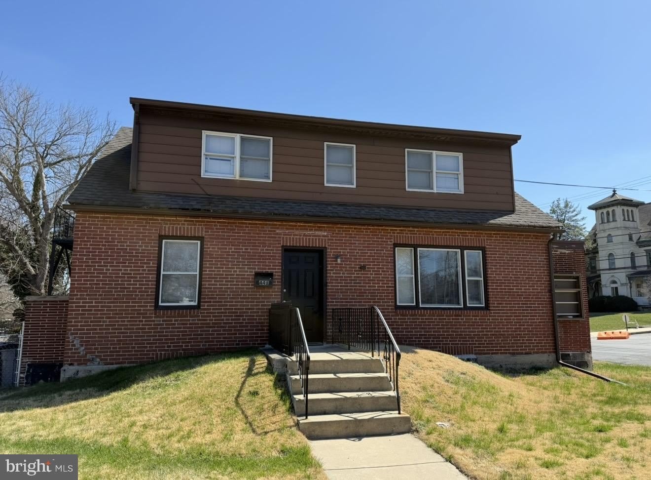 441 W 21St Street – photo 1