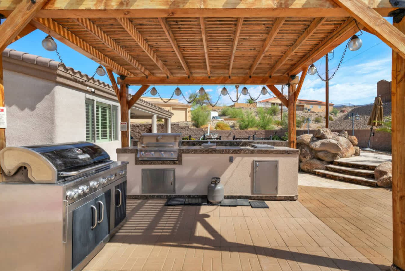 3940 Duke Dr – photo 1