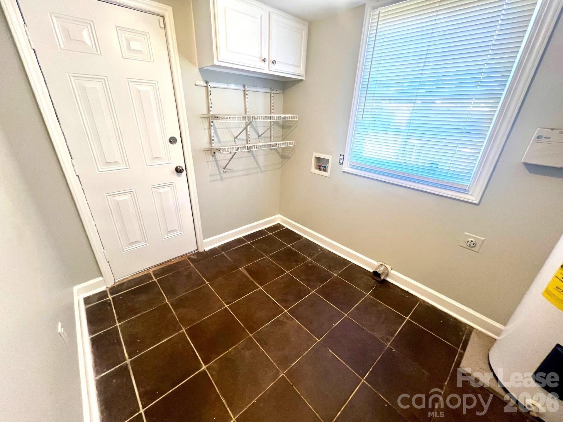 922 Ambassador Street – photo 4