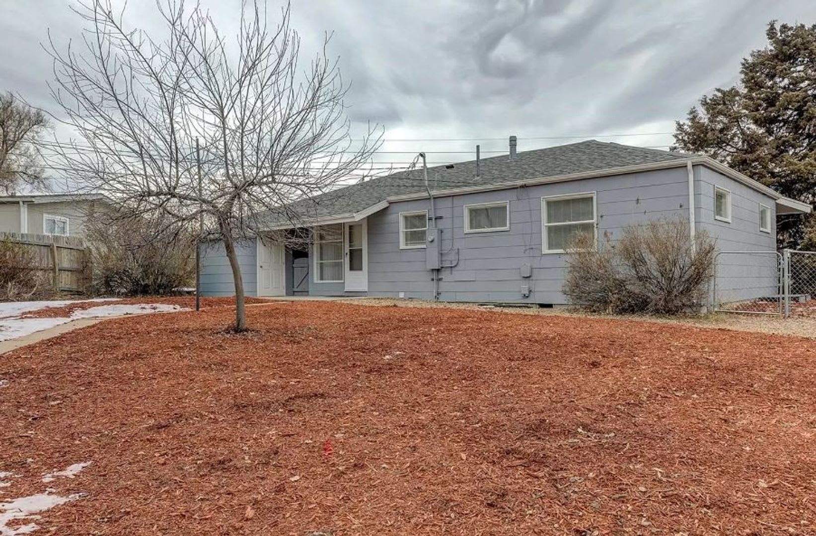 Charming Single Family Home In Virginia Village Denver – photo 2