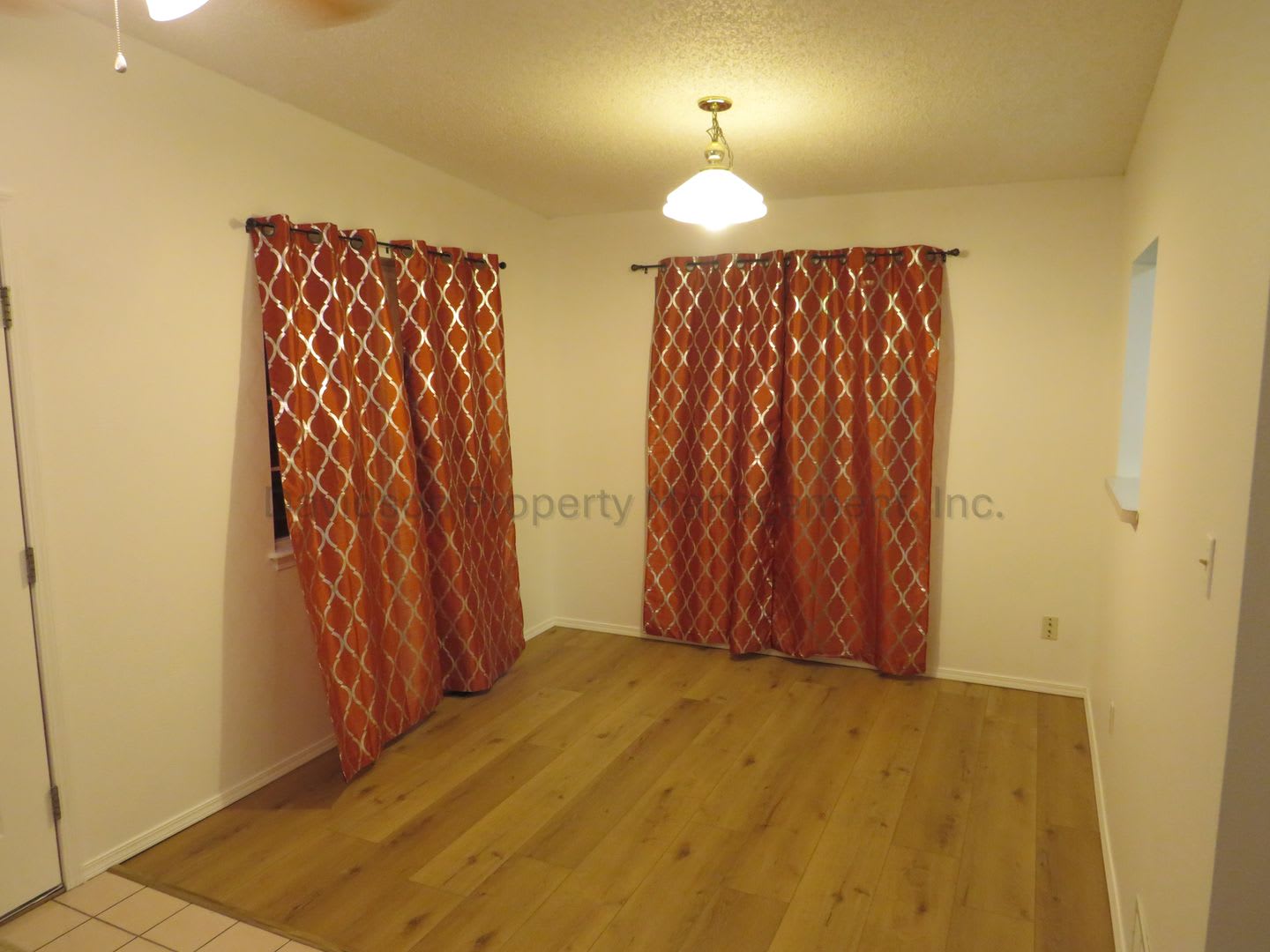 Charming 3 Bedroom Unit in Old Colorado City – photo 3