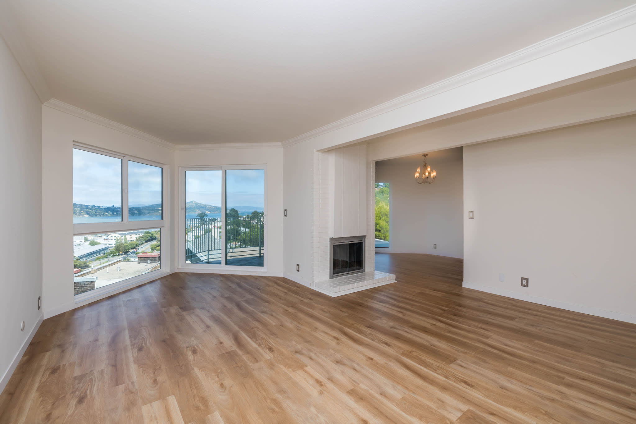 5-65 Rodeo Avenue – photo 1