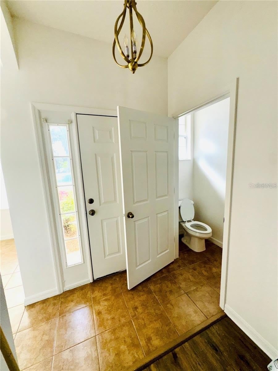 1106 S BEACH Circle – photo 3