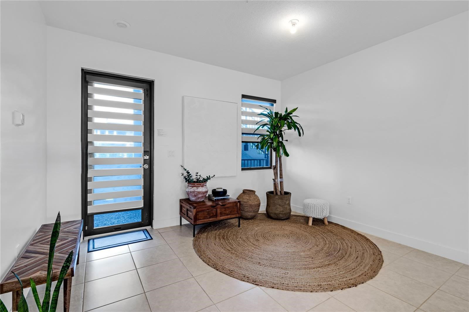 8175 Northwest 104th Avenue – photo 3