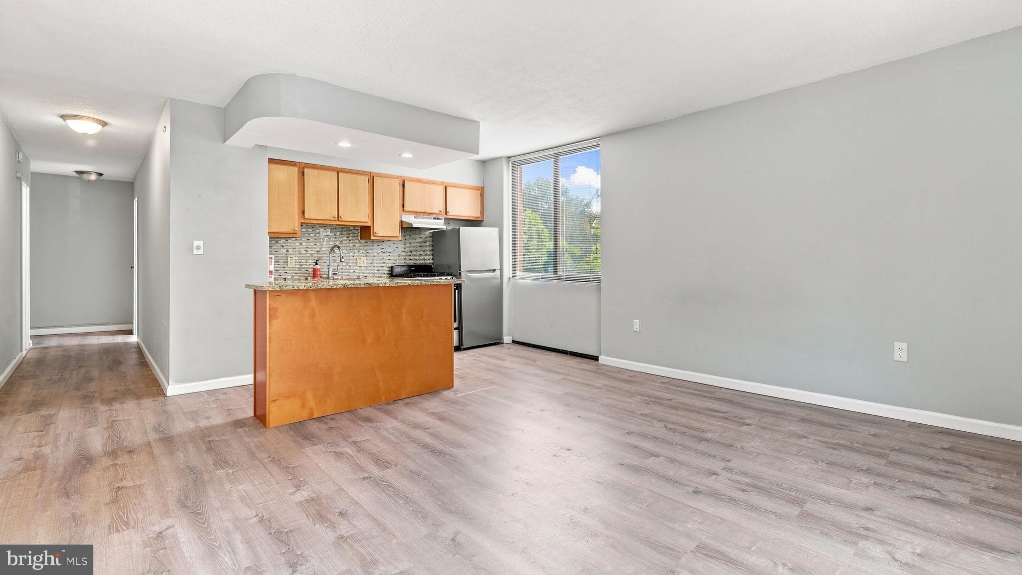 801 YALE Avenue – photo 2