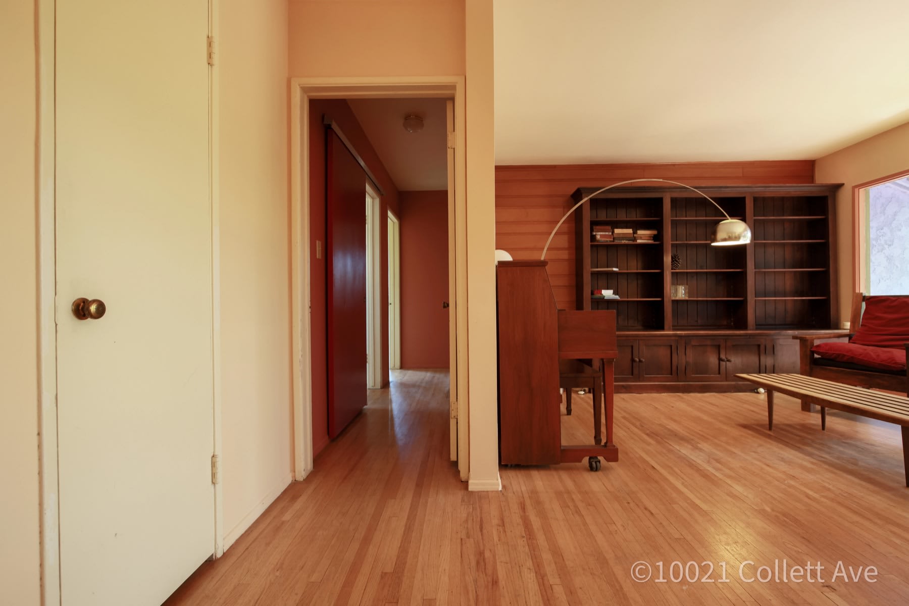 10021 Collett Avenue – photo 4