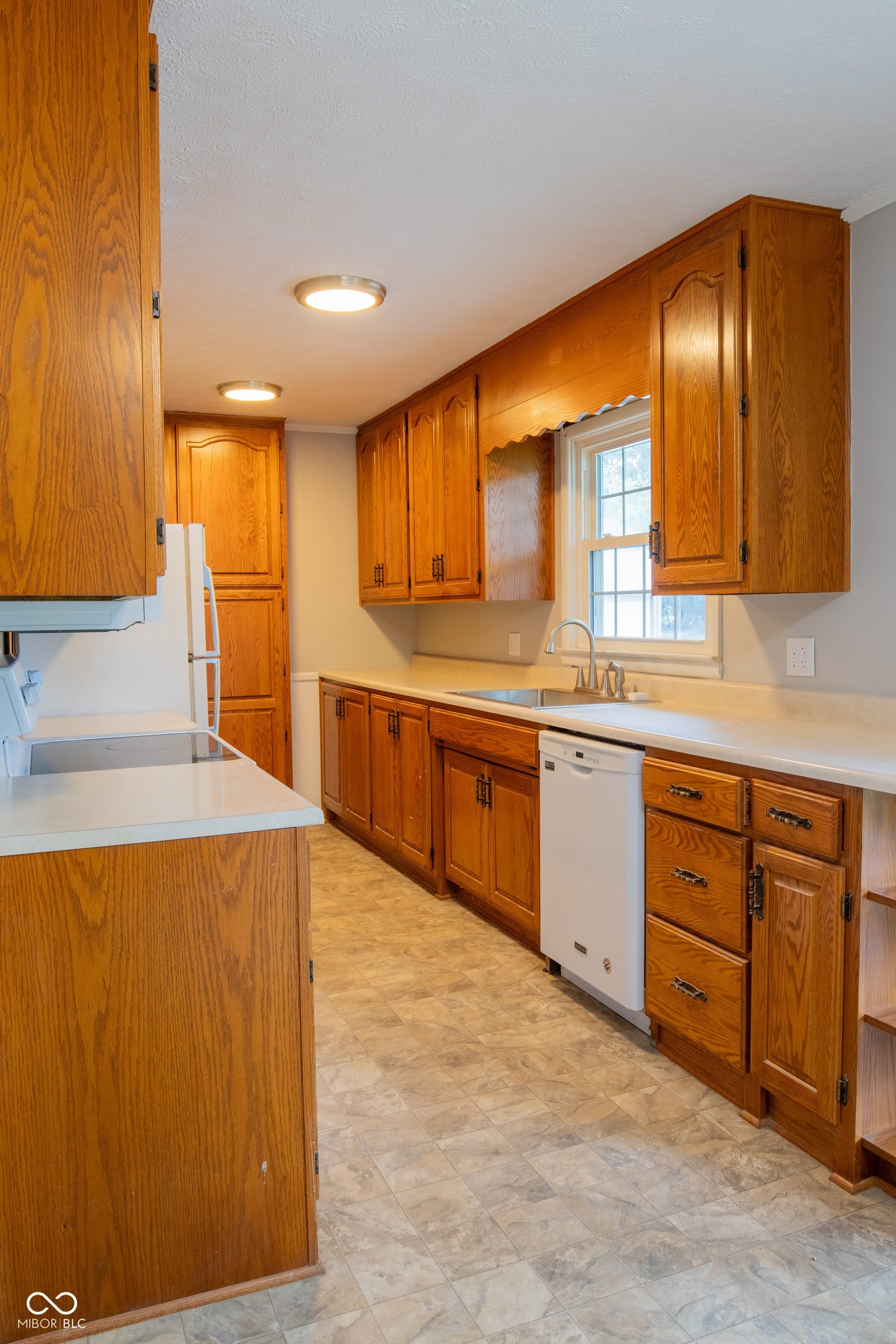 1444 N Mill Creek Road – photo 4
