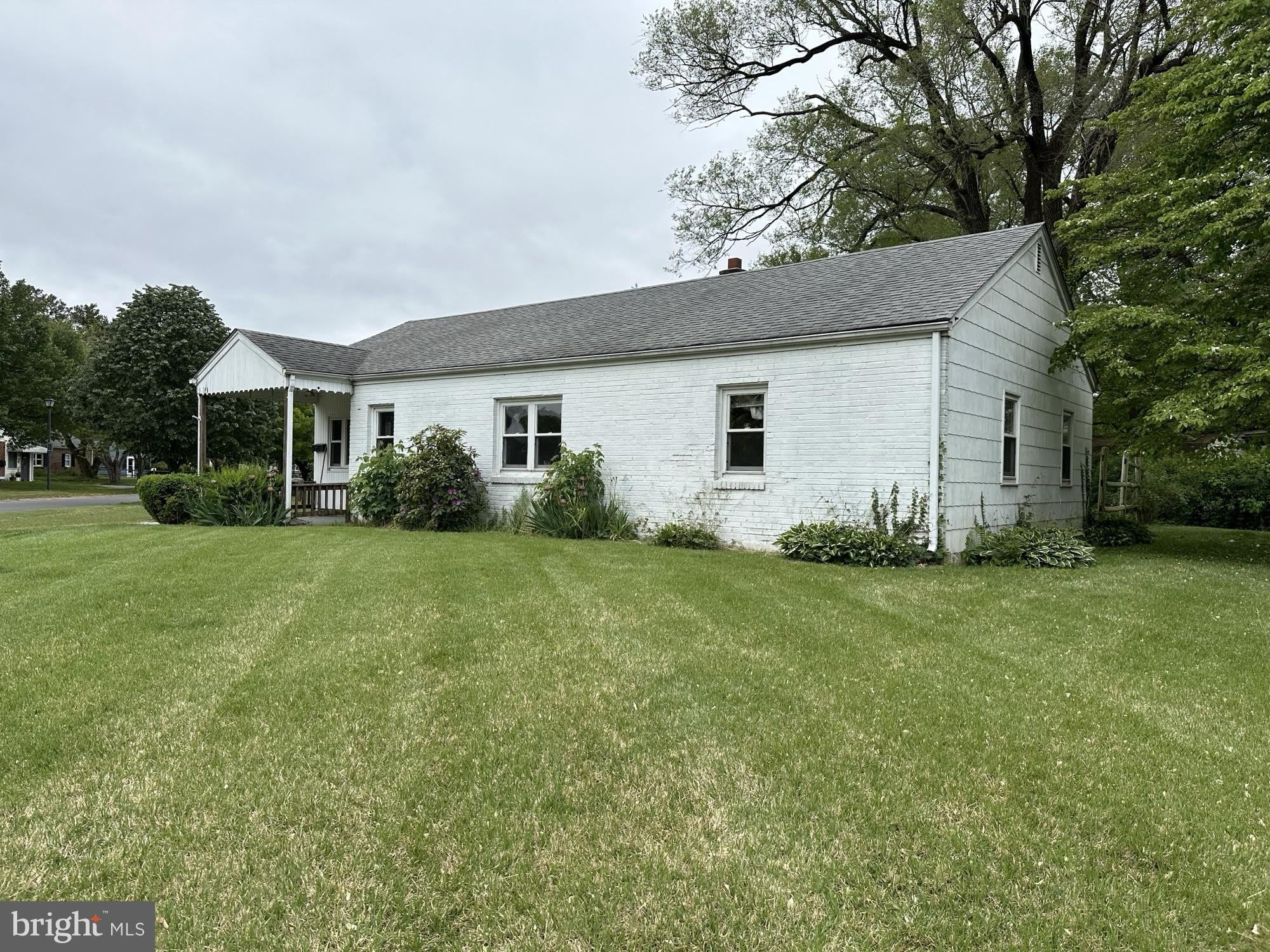 183 Orchard Avenue – photo 2