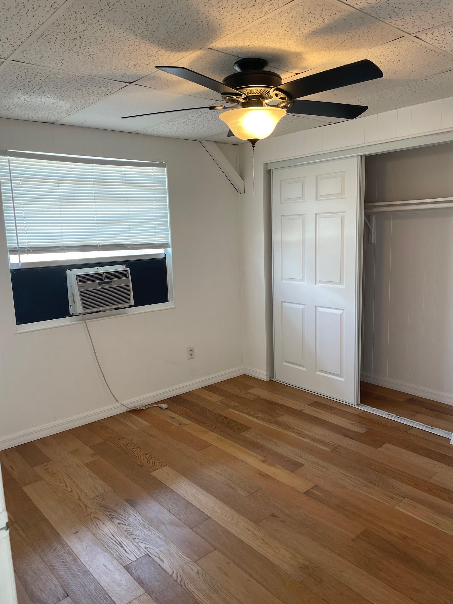 203 5th St Apt 1 – photo 4