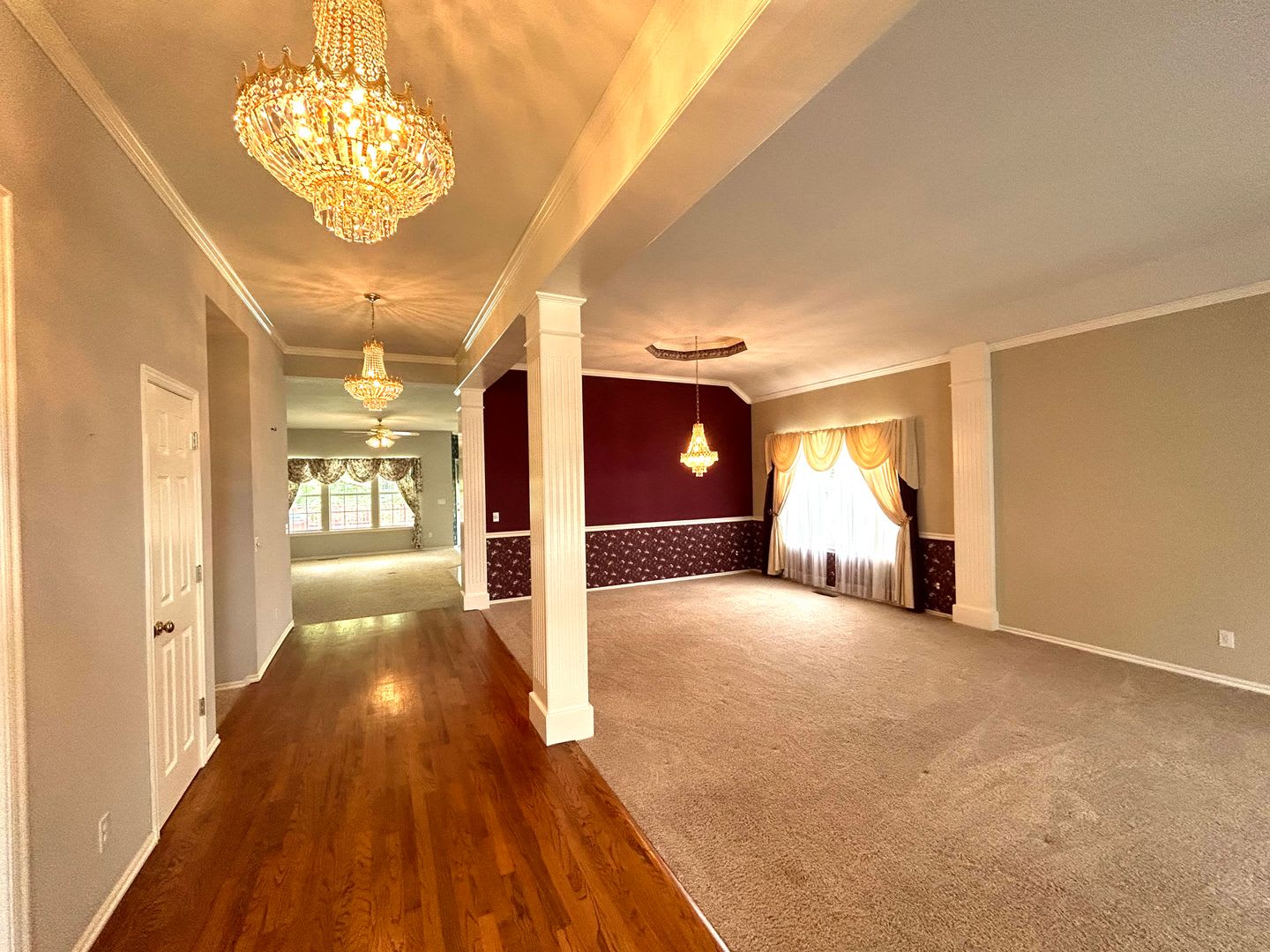 Gorgeous Custom Home In Southern Pointe Iv With Inground Pool – photo 2