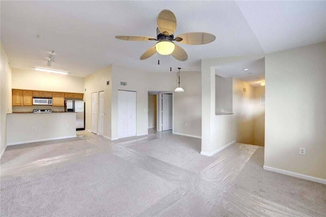 231 SW PALM Drive – photo 4